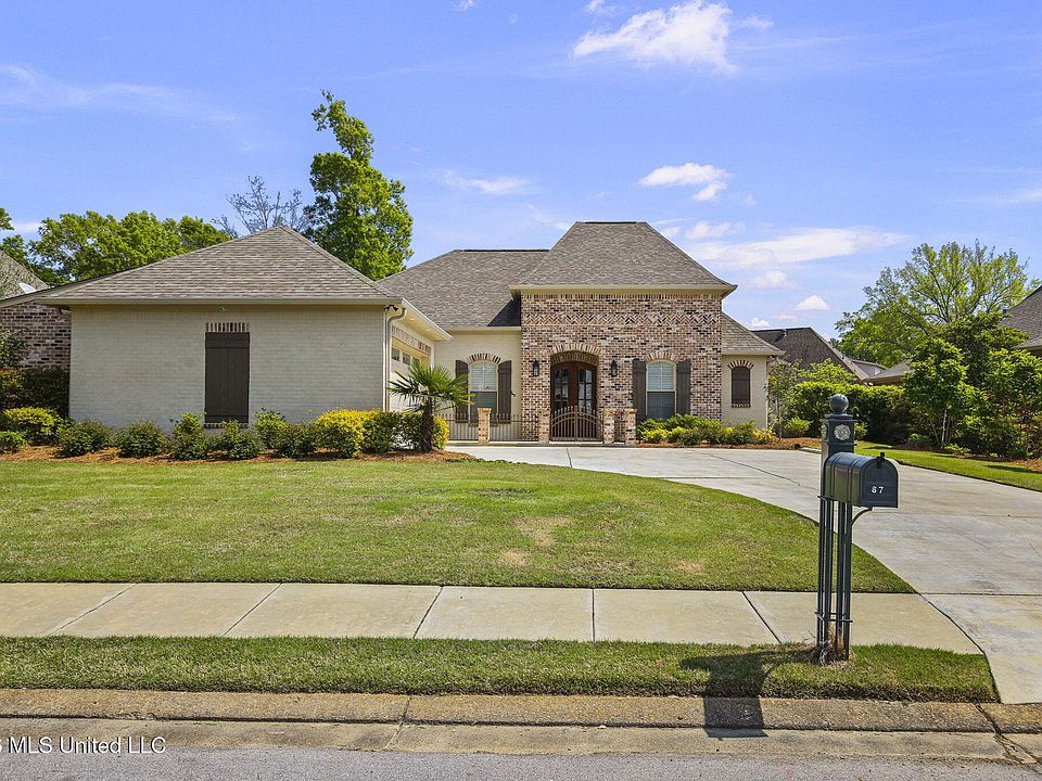 1st image of 67 Grandview Cir