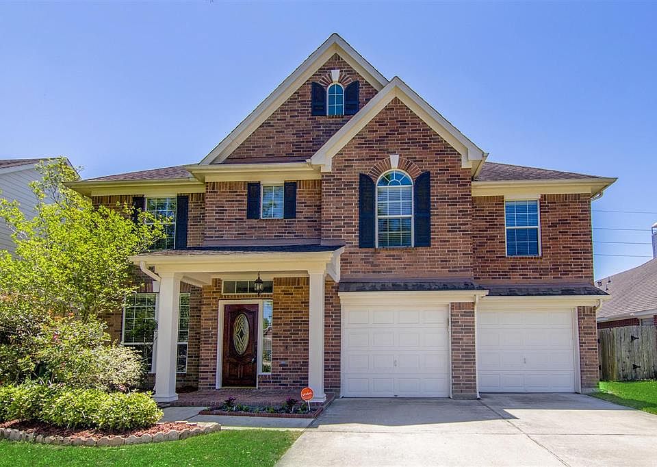 1st image of 3026 Summercrest Dr
