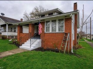 740 Gorley St, Uhrichsville, OH
