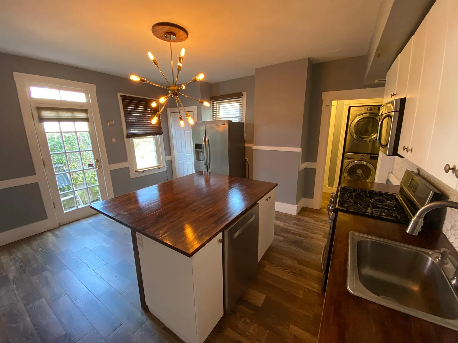 2 bed, 1239 sqft, $1,750 — Photo 3