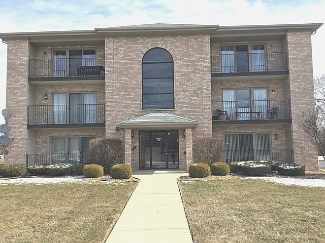 1st image of 17959 Oak Park Ave APT 3N
