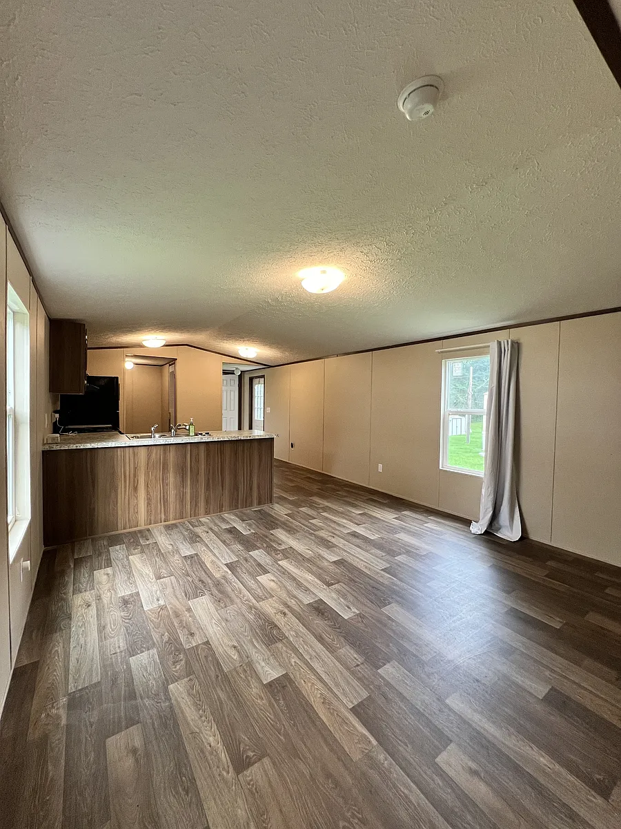 Building Photo - 443 Rocky Ridge Ln