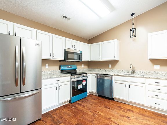 2nd image of 4944 Grigsby Gate Way