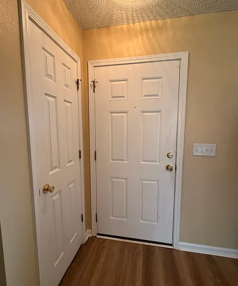 25 Willow Hurst Ct — Photo 2