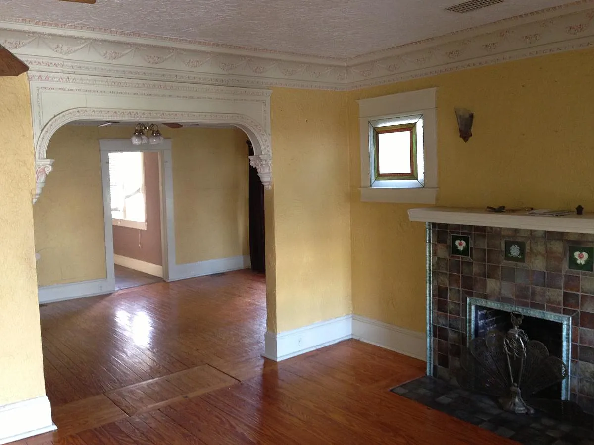 4 bed, 3.5 bath, 2400 sqft, $4,800 — Photo 3