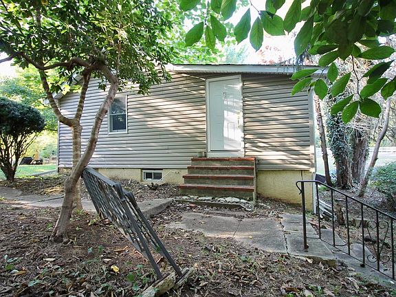 3rd image of 49 Heyers Mill Rd