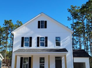 1141 President Rd, Southport, NC 28461