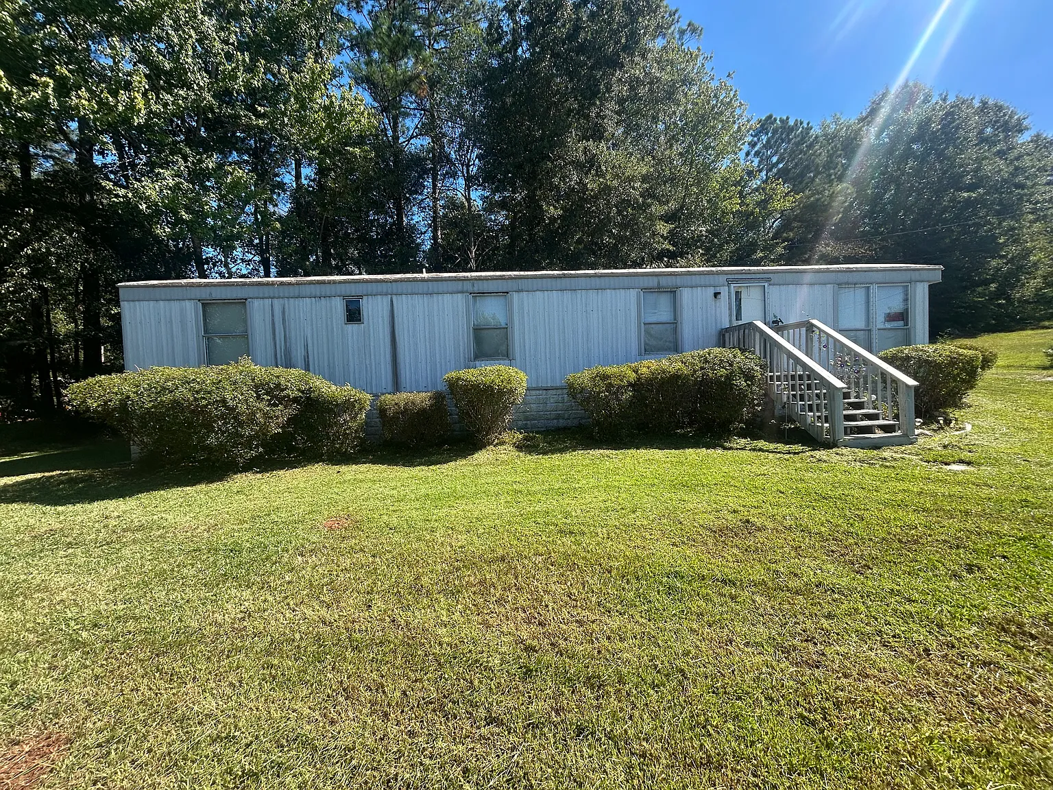 2 bed, $750 — Photo 1