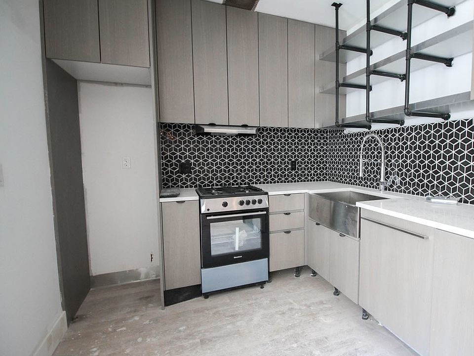 1st image of 82 Jefferson St #0D1