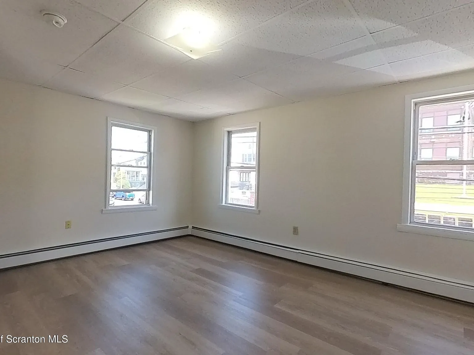 2 bed, 1.0 bath, 1000 sqft, $1,150 — Photo 4