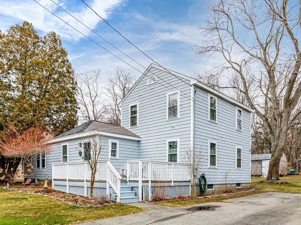 149 Wethersfield St, Rowley, MA 01969