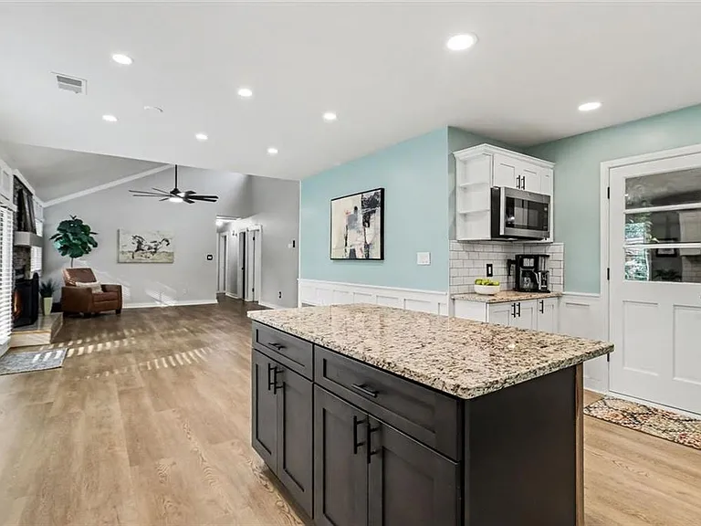 210 Fireside Way — Photo 11