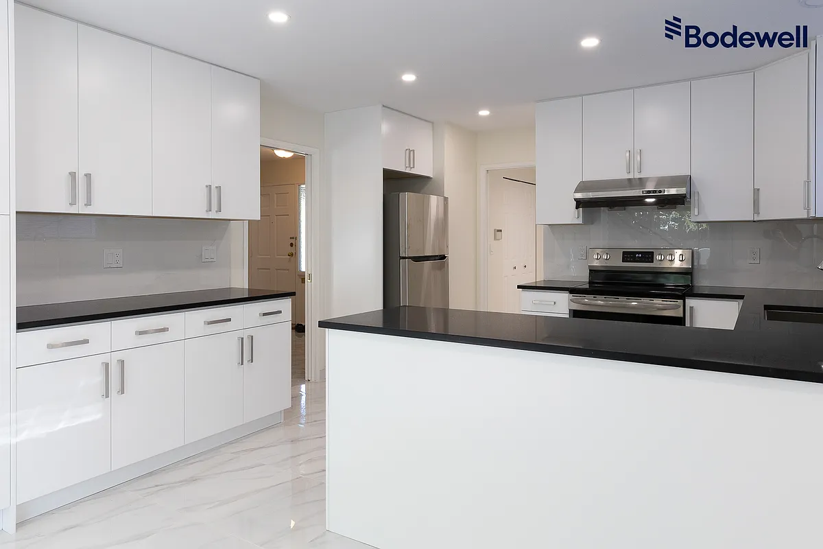 Building Photo - 32XX Bermon Pl