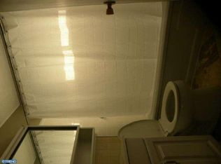 21 Crystal Rd, Levittown, PA 19057