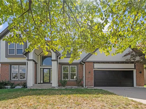7907 W 154th St, Overland Park, KS 66223