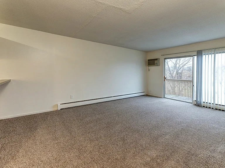 The Park Apartments & Townhomes — Photo 18