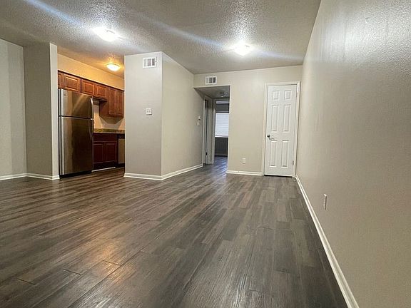 5th image of 6055 Barton Dr