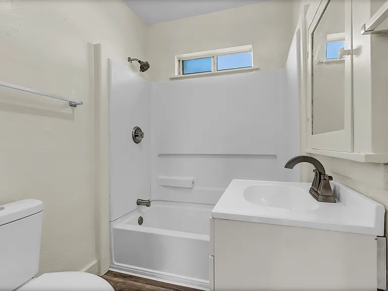 916 S Encina St — Photo 21