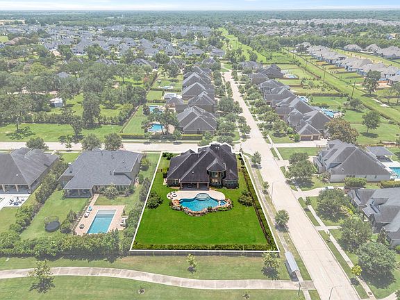 2nd image of 29826 Deer Crest Ln