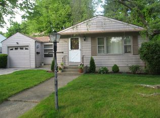 145 Davis Ave, Cranston, RI 02910