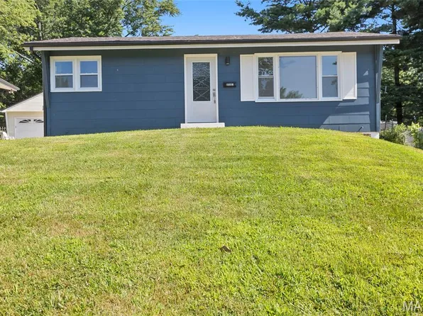 8591 Ardelia Ave, Saint Louis, MO 63114