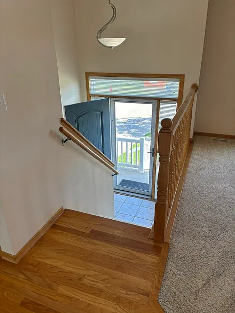 3 bed, 1807 sqft, $2,600 — Photo 2