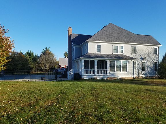 2nd image of 15737 Trapshire Ct