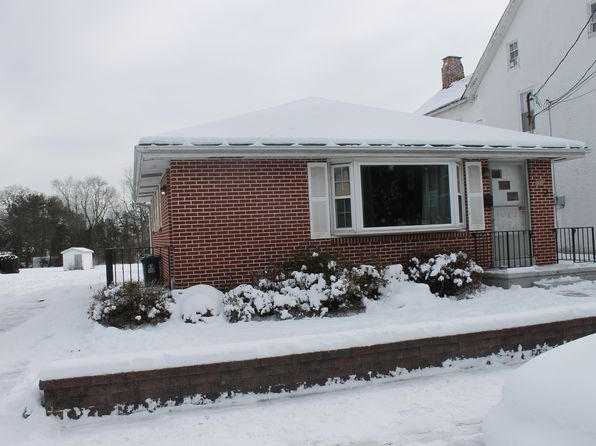 121 S Main St,, Quakertown, PA
