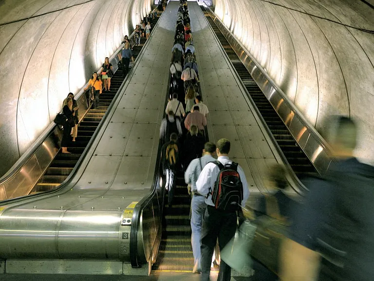 Windsor Bethesda is just steps away from the Bethesda Metro