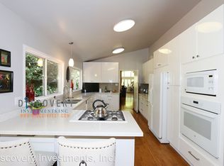 210 Saint James Dr, Piedmont, CA