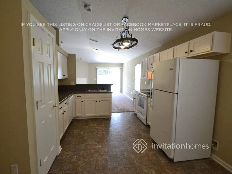 8040 Tuxford Ln — Photo 7