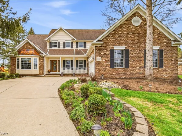 8028 Eleanor Ct, Mentor, OH 44060