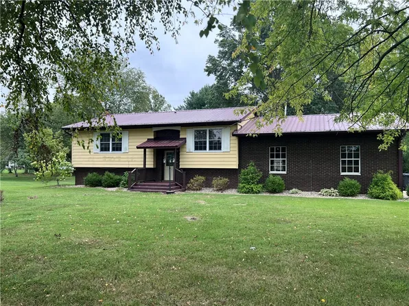 7221 E High Way #40, Altamont, IL 62411