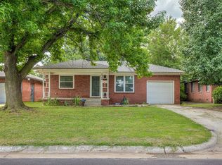 2244 Downing St, The Village, OK 73120