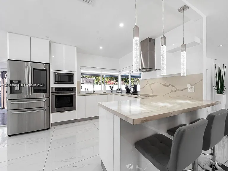 6951 Miami Lakeway S — Photo 25