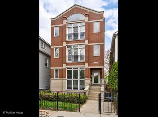 3027 N Racine Ave #3, Chicago, IL 60657
