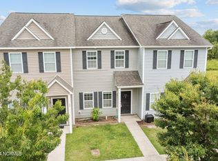 313 Burley Dr, Hubert, NC 28539