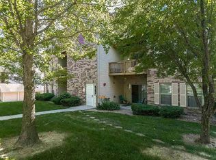 2853 Coral Ct APT 302, Coralville, IA 52241