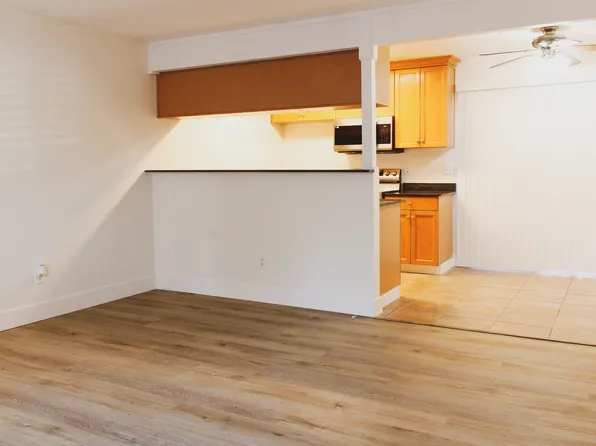 1819 S Cherokee Ln APT 69, Lodi, CA 95240