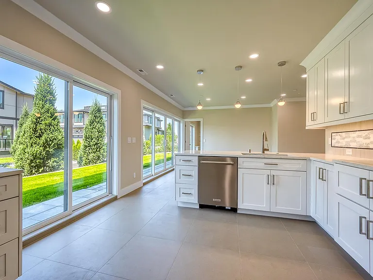 13188 SE 45th Ct — Photo 36
