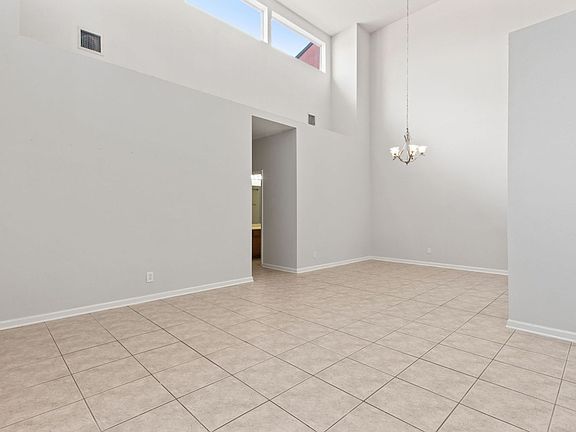 5th image of 408 Sunnyhurst Pl