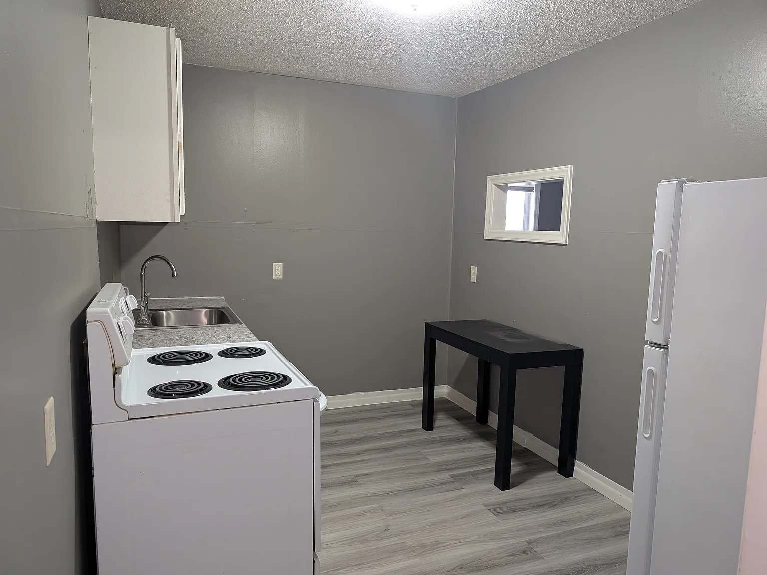1 bed, 450 sqft, $675 — Photo 2