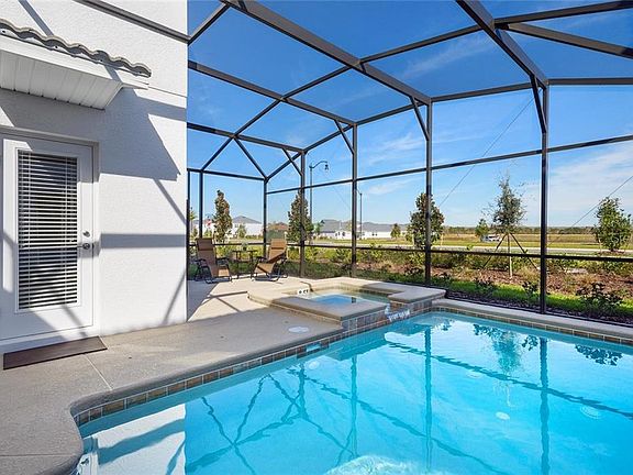 2nd image of 4841 Kings Castle Cir