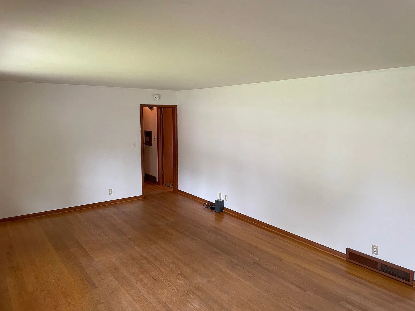 4 Bedrooms | 2 Bathrooms | Available This Week! — Photo 3