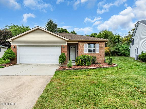 2nd image of 1970 Cherryvale Ct