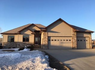 1040 36th Street Cir S, Moorhead, MN 56560
