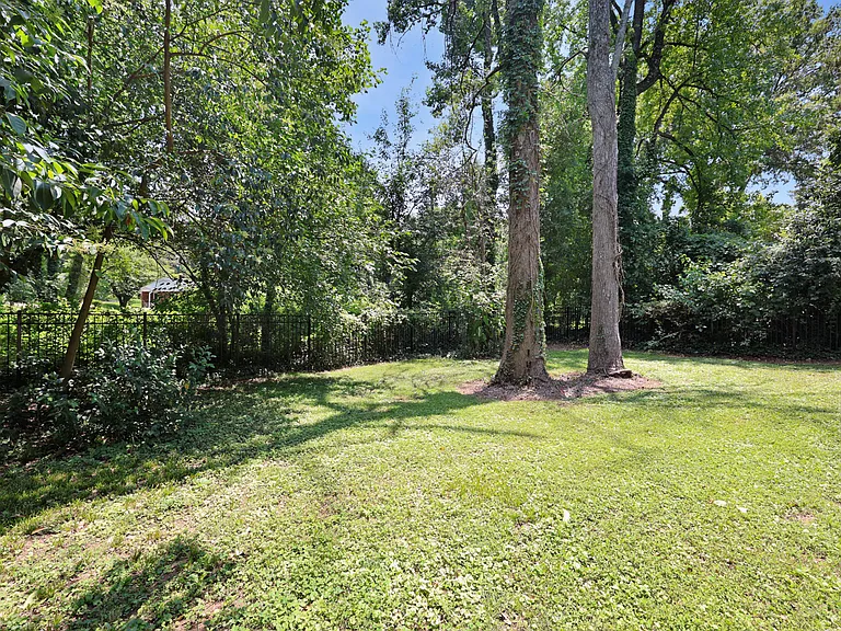 2606 Druid Hills Way — Photo 20