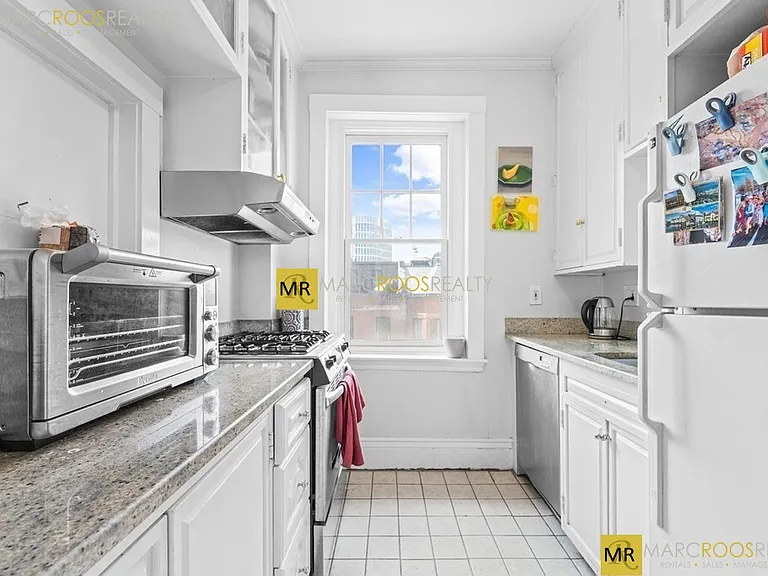 282 Newbury St #14A — Photo 10