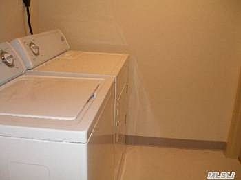 5th image of 55 Clinton Ave APT 404