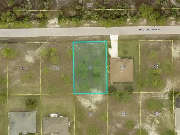 2304 Jacaranda Pkwy W, Cape Coral, FL 33993